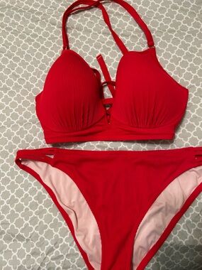 Shade & Shore Red Ribbed Bikini Set with Blush Lining